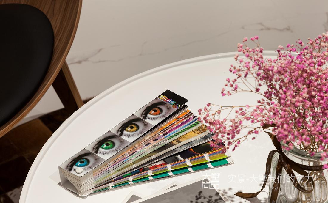 单色涂料打造的艺术空间-20