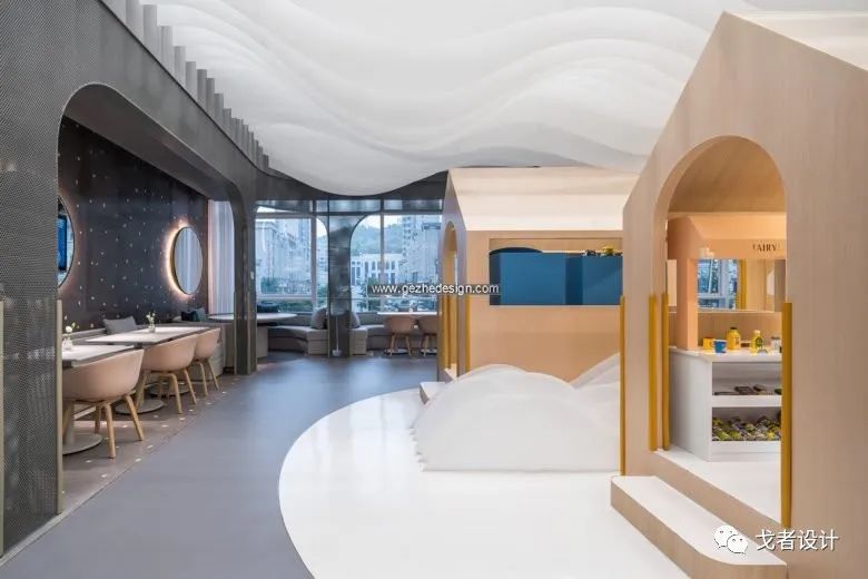 梦幻儿童咖啡馆 | 铝板编织涟漪,灯火森林,金城堡舞台-27