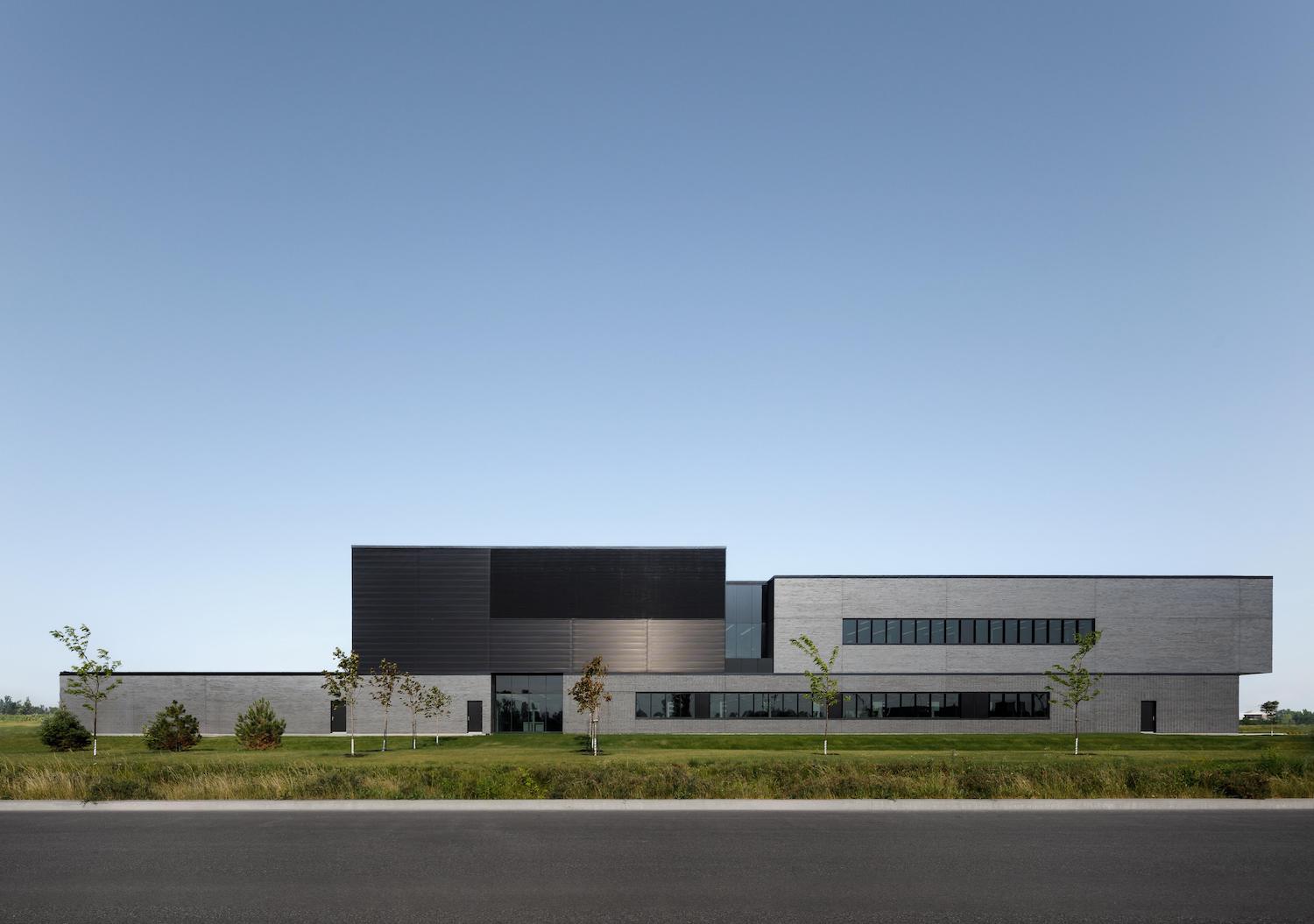 蒙特雷吉中央实验室丨加拿大魁北克丨NFOE | Archi-15