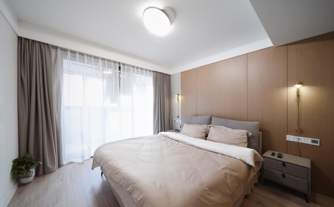 现代简约三居室 原木风格温馨家居设计-36