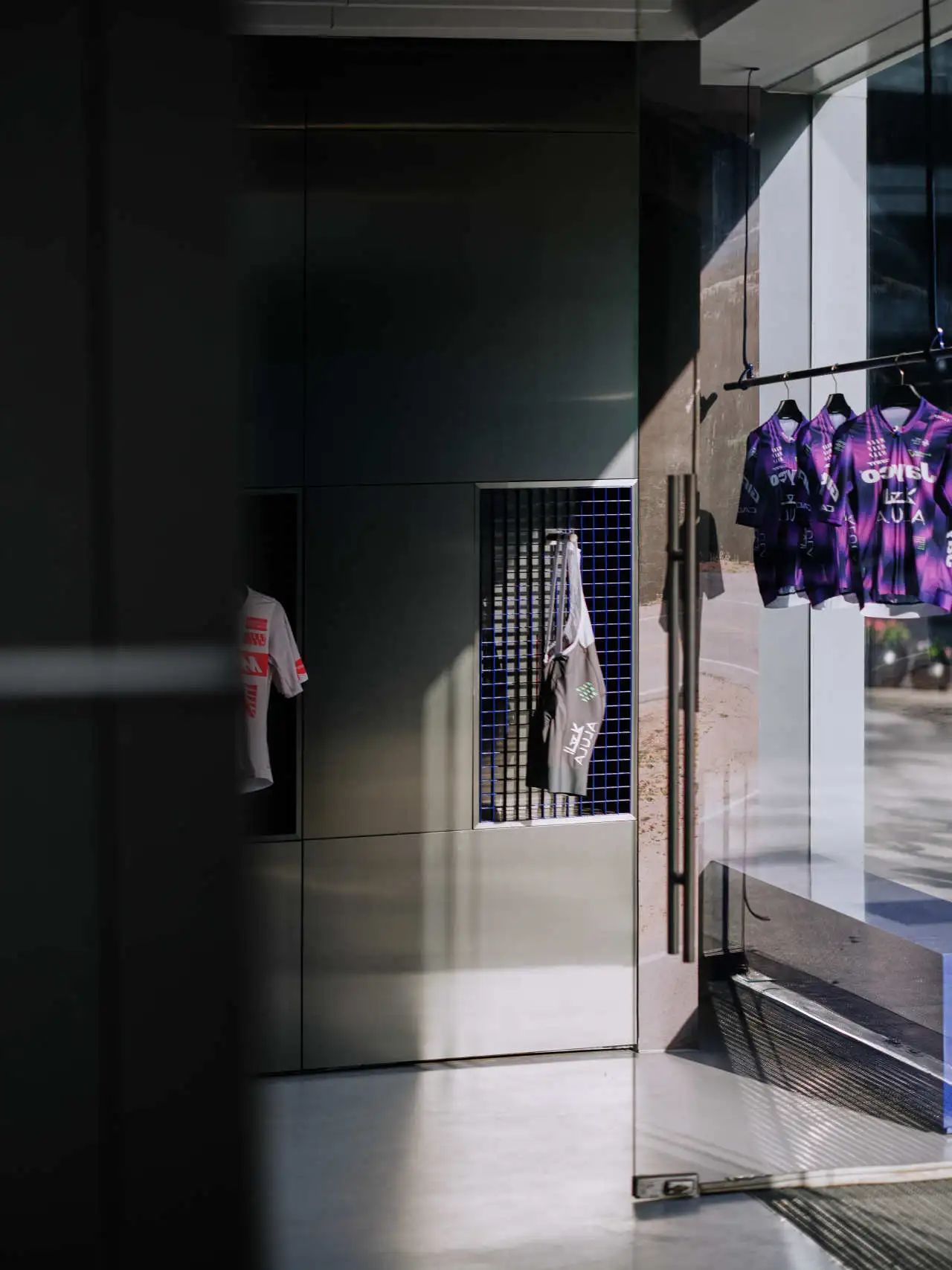 服装店丨中国上海丨DEDODESIGN architects-42