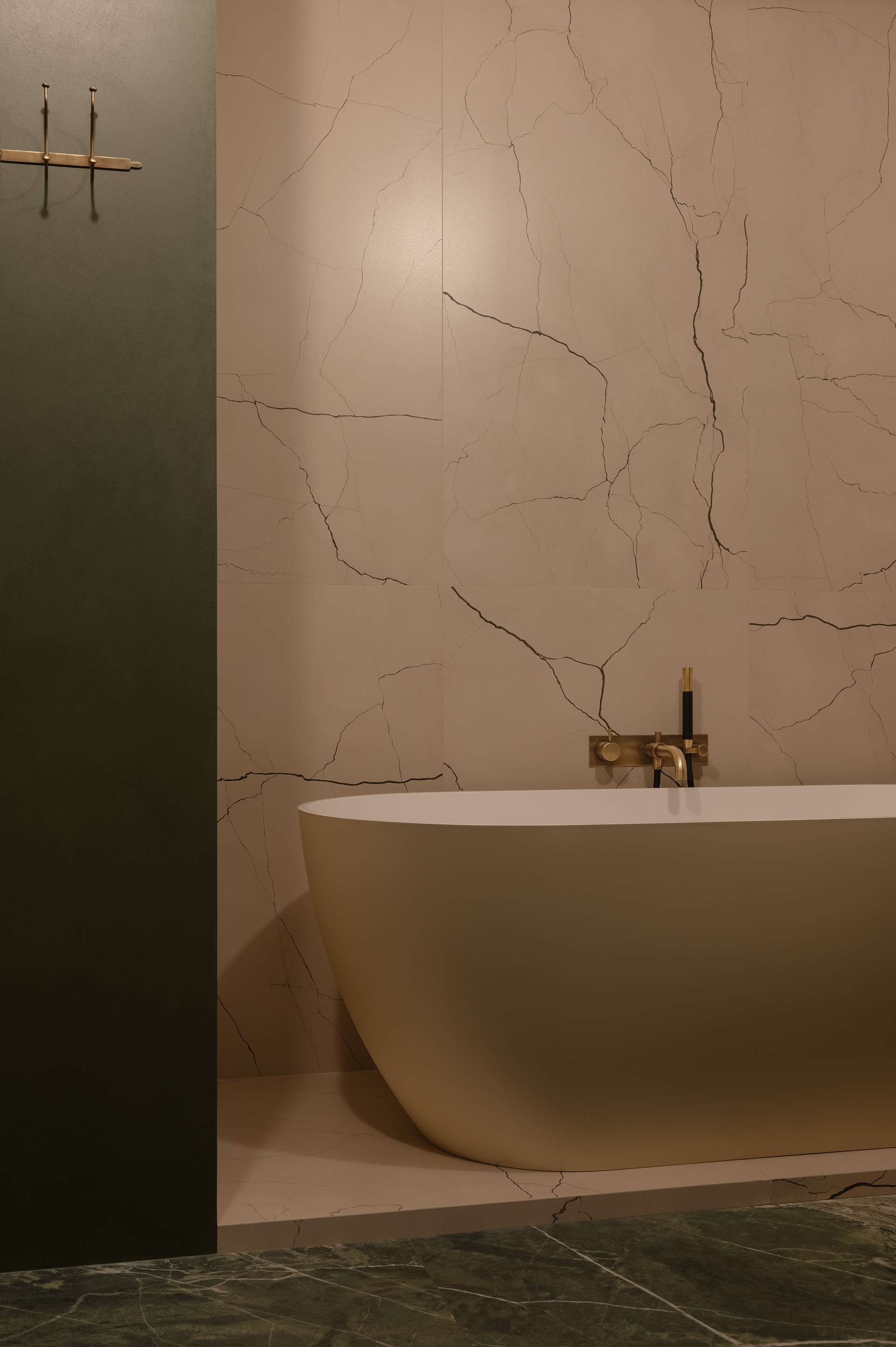 阿梅公寓（这里假设L'ame音译为阿梅 ，如果L'ame有特定的含义，需结合具体背景来准确翻译） 丨乌克兰基辅丨HE.D Group-54