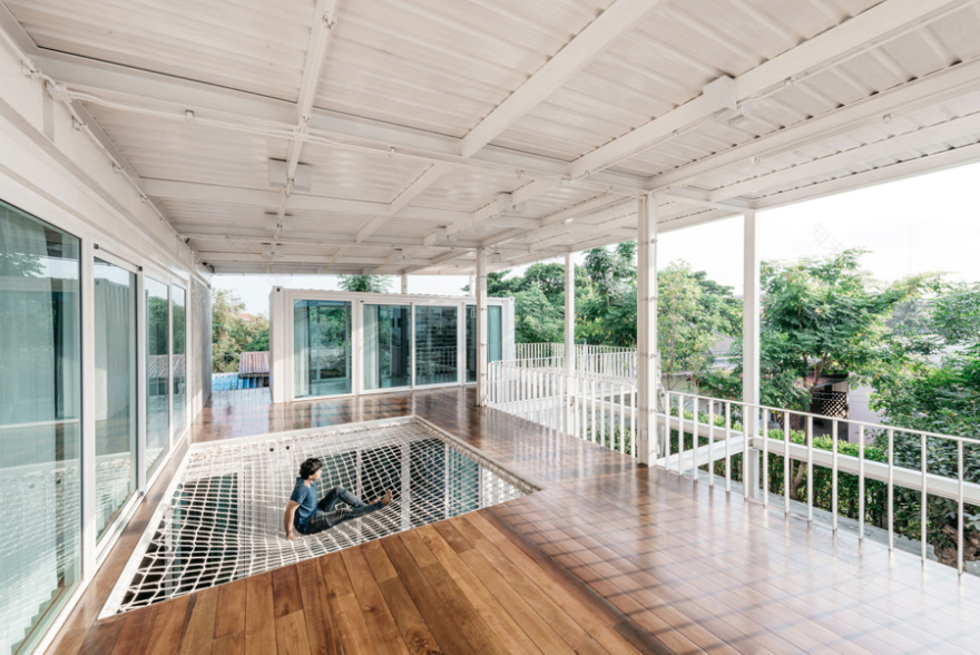 แบบบ้านตู้คอนเทนเนอร์ เปลี่ยนตู้ 15 ใบ เป็นบ้าน 1 หลังใหญ่ กับอีก 1 หลังน้อย-6