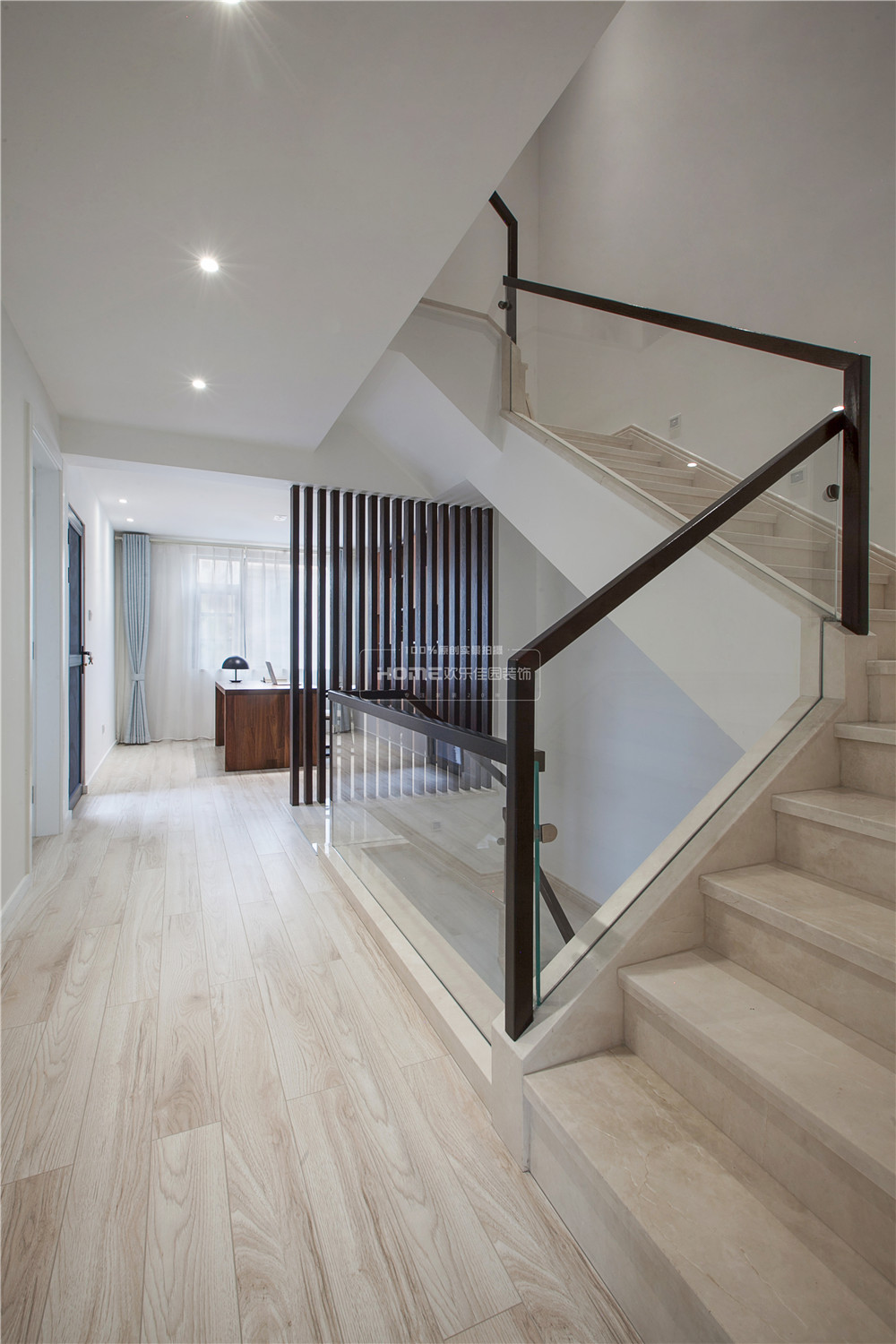 高性价比现代主义，轻奢搭配-14