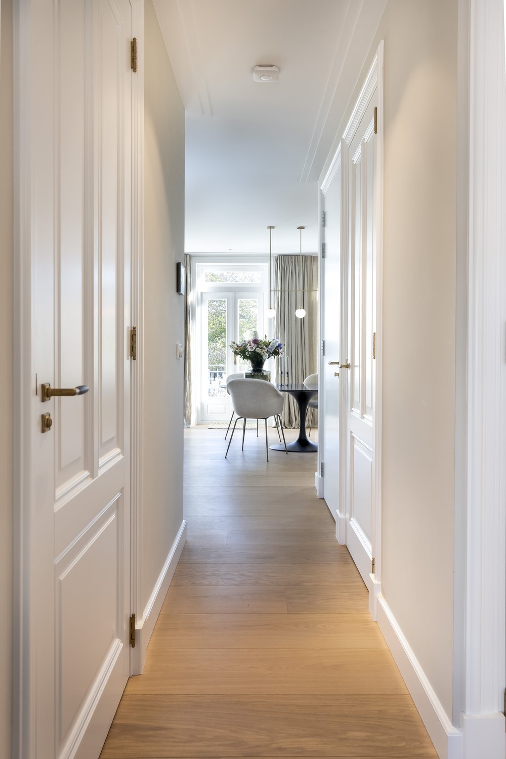 The monochrome apartment-6