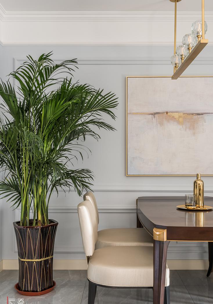 金色点缀的现代精致家居-10