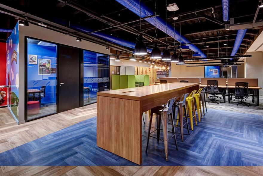 Unilever Brasil 办公室 | 现代木质设计,打造高效办公空间-26