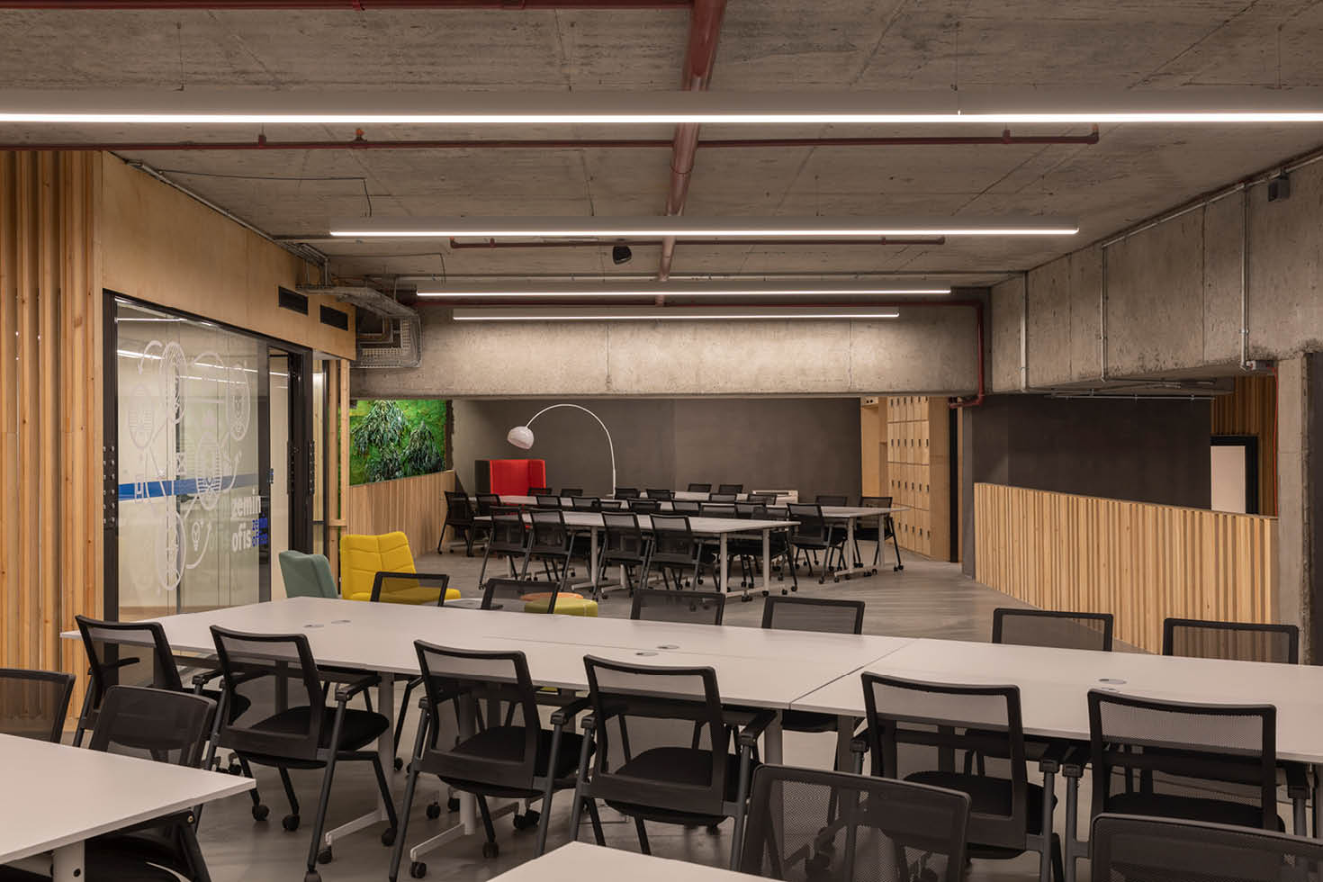 伊斯坦布尔地铁 cave 变身未来科技实验室-30