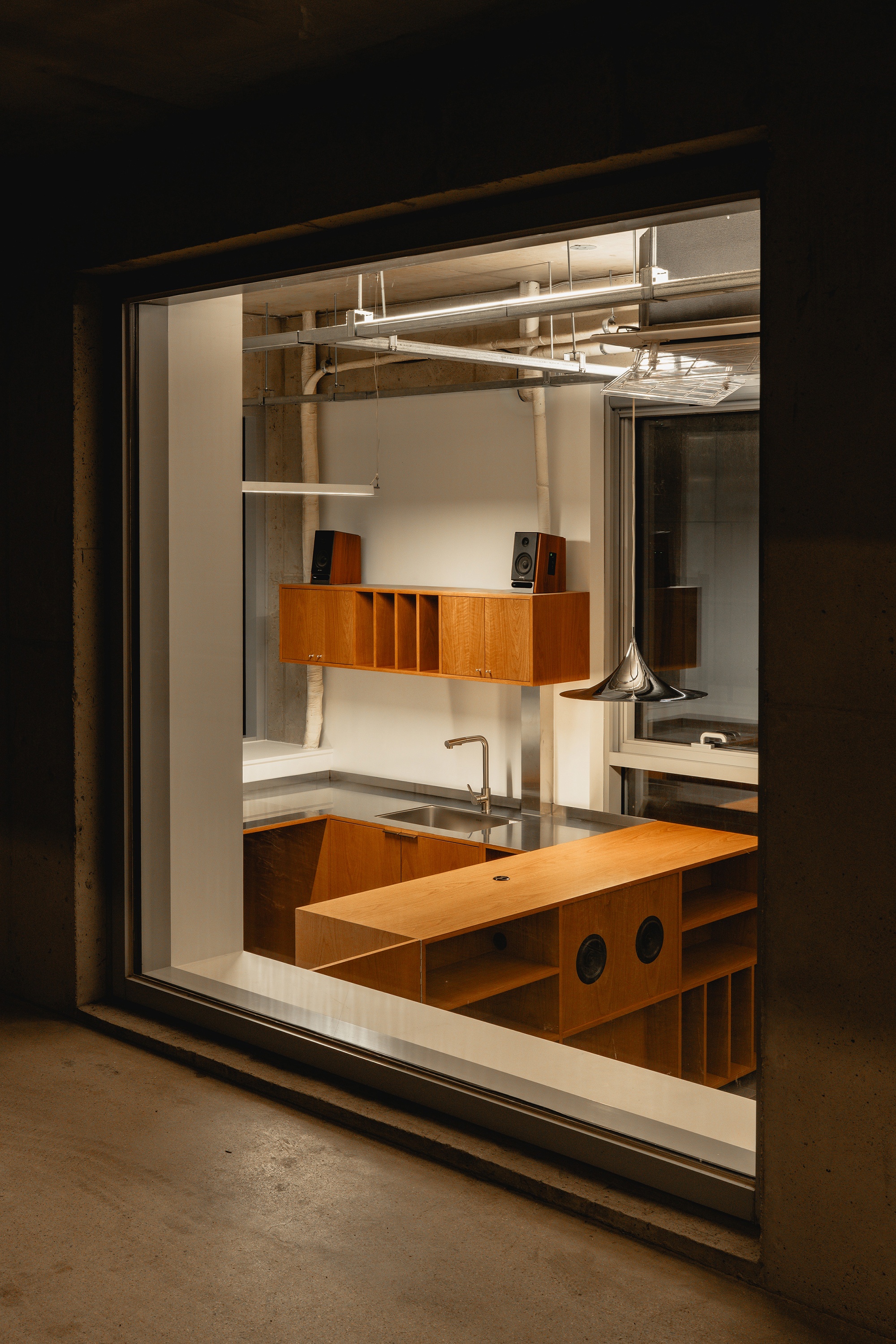 Studio Ga, ze's 视频制作工作室丨You Knock Knock-2