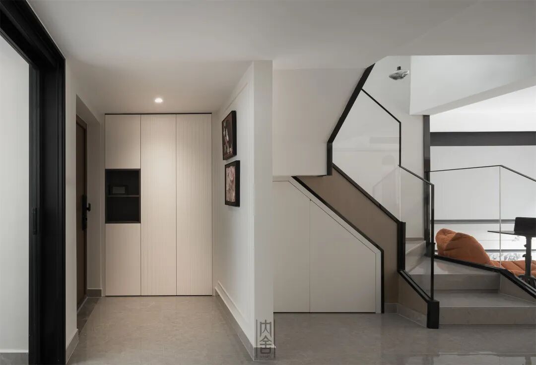 内舍软装丨235㎡下叠法式混搭风，赋予空间由线条、色彩、层次激发出的趣味碰撞！-17