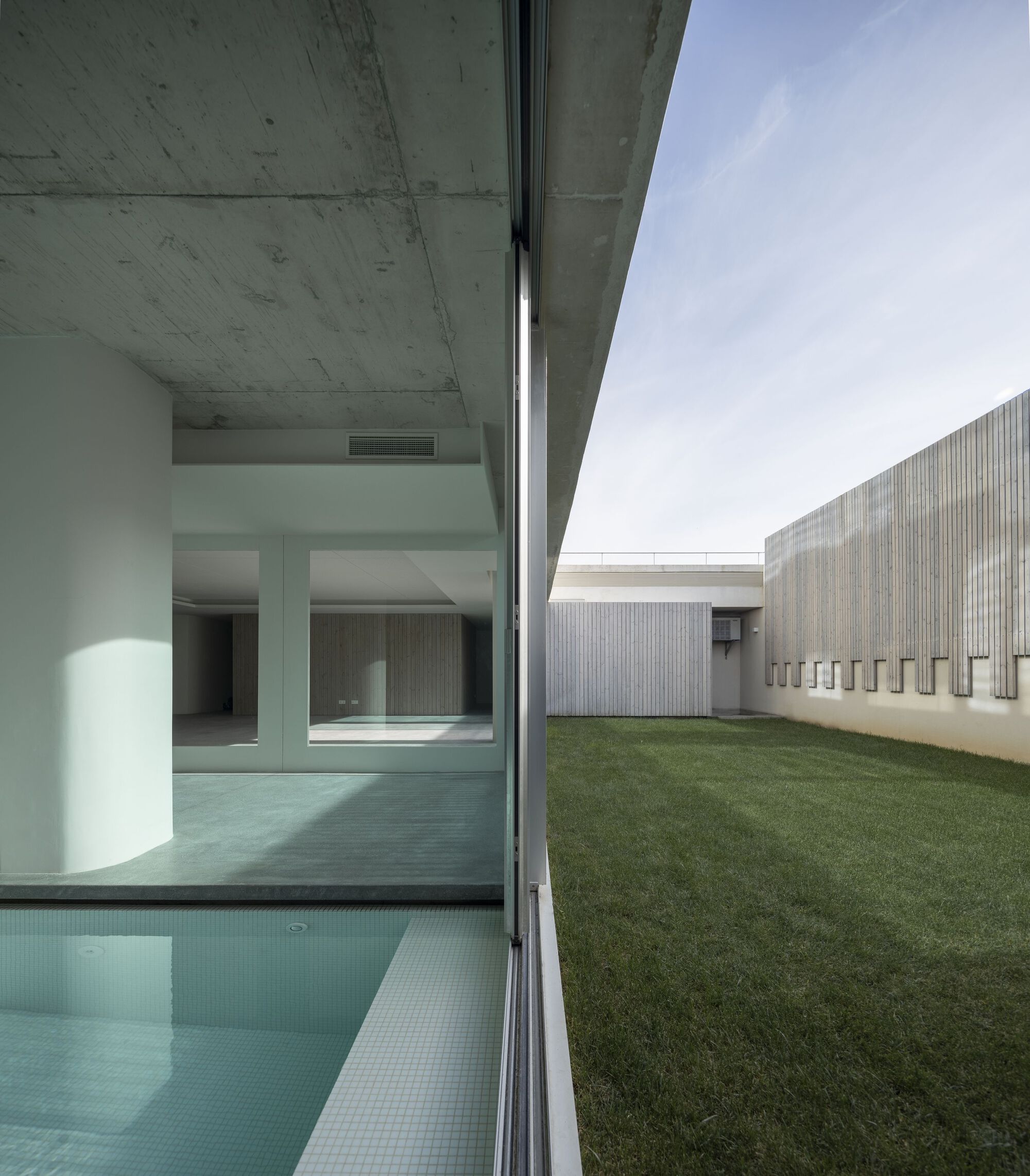 奥里宗特公寓丨葡萄牙丨RVdM Arquitectos-13