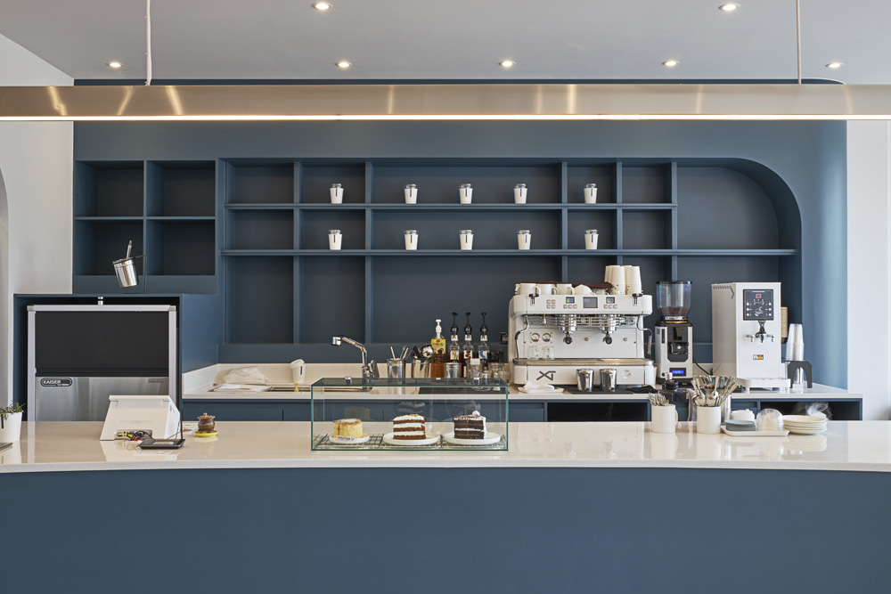 现代简约的 16 平米咖啡厅室内设计-10