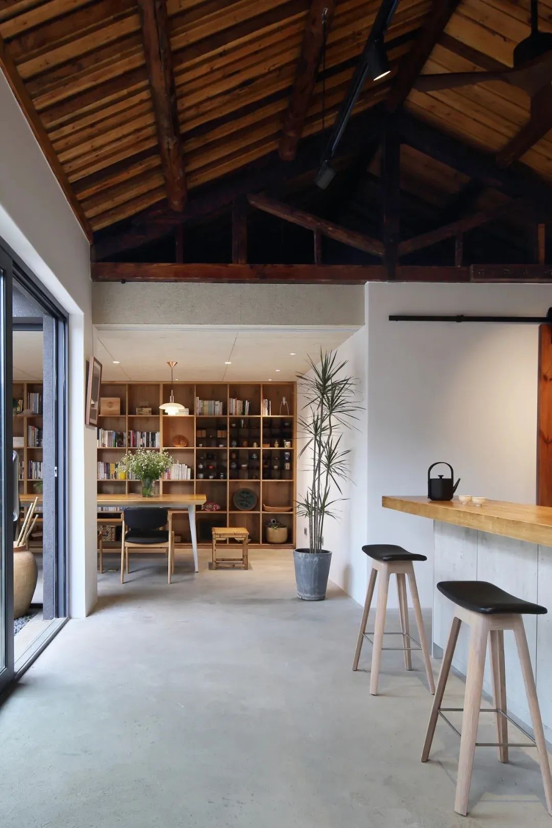 南京天青装饰办公空间 | 现代简约与自然元素的融合-7