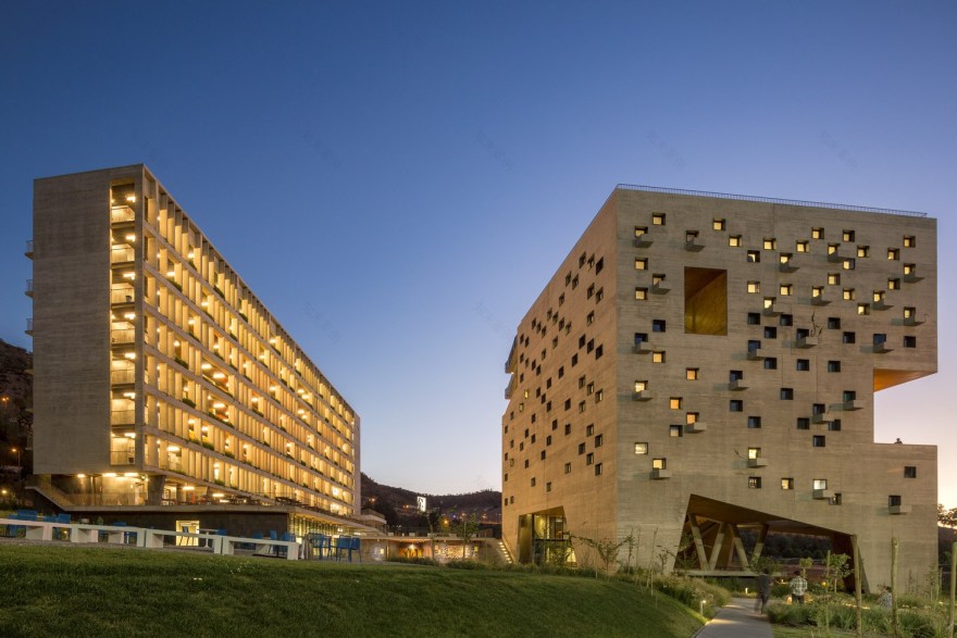 School of Economics and Business Diego Portales University Rafael Hevia + Rodrigo Duque Motta + Gabriela Manzi-53