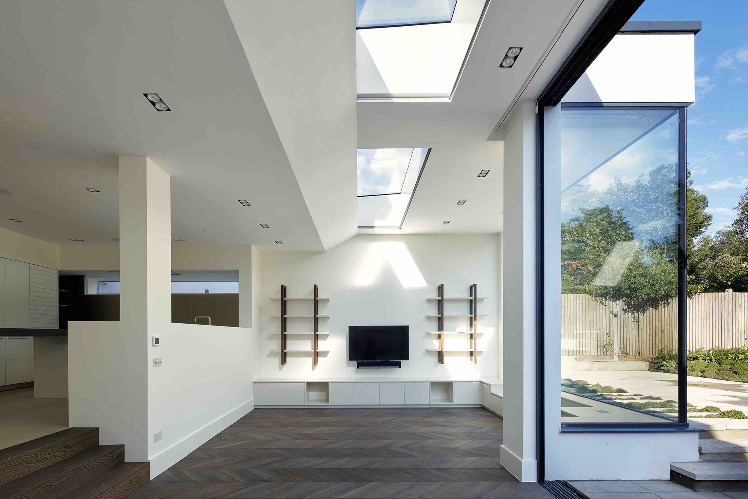 伦敦北区爱德华式住宅重建，打造宽敞明亮共享空间-40