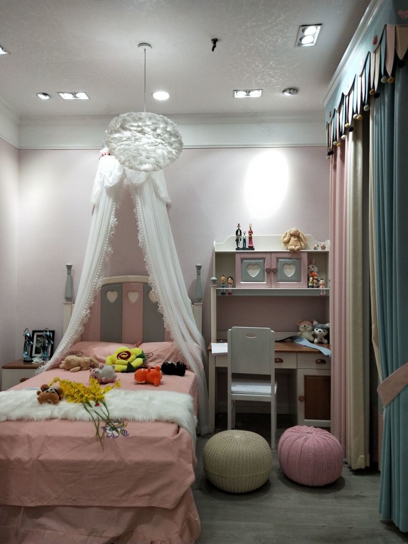 极简轻奢风软装设计案例-39