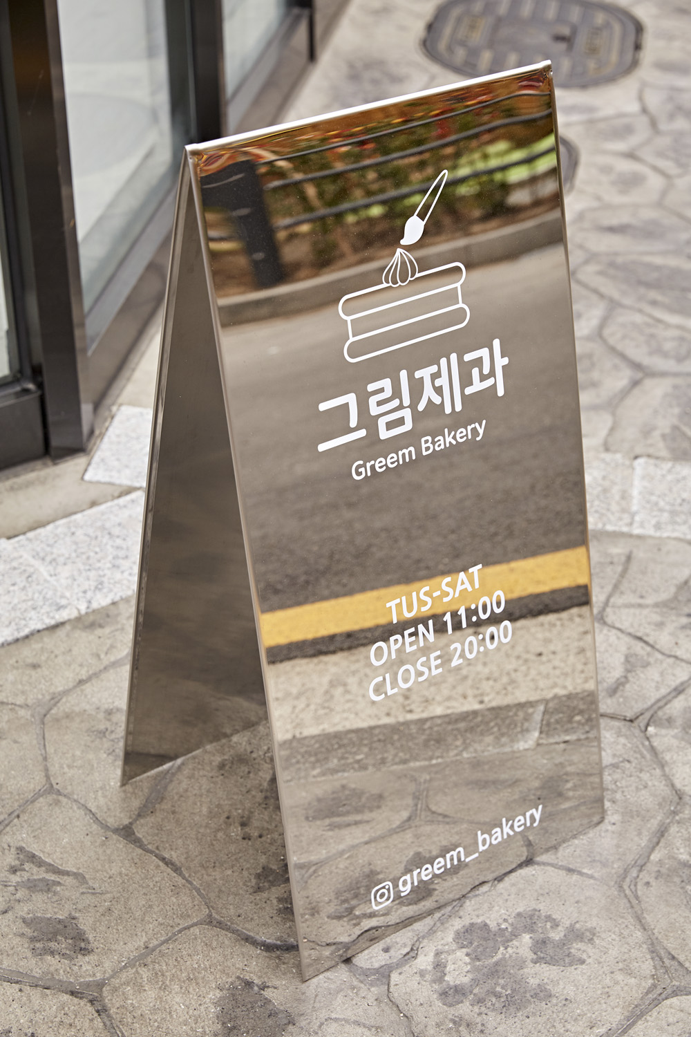 13 坪甜蜜空间，白色木质调展现温馨艺术气息-15