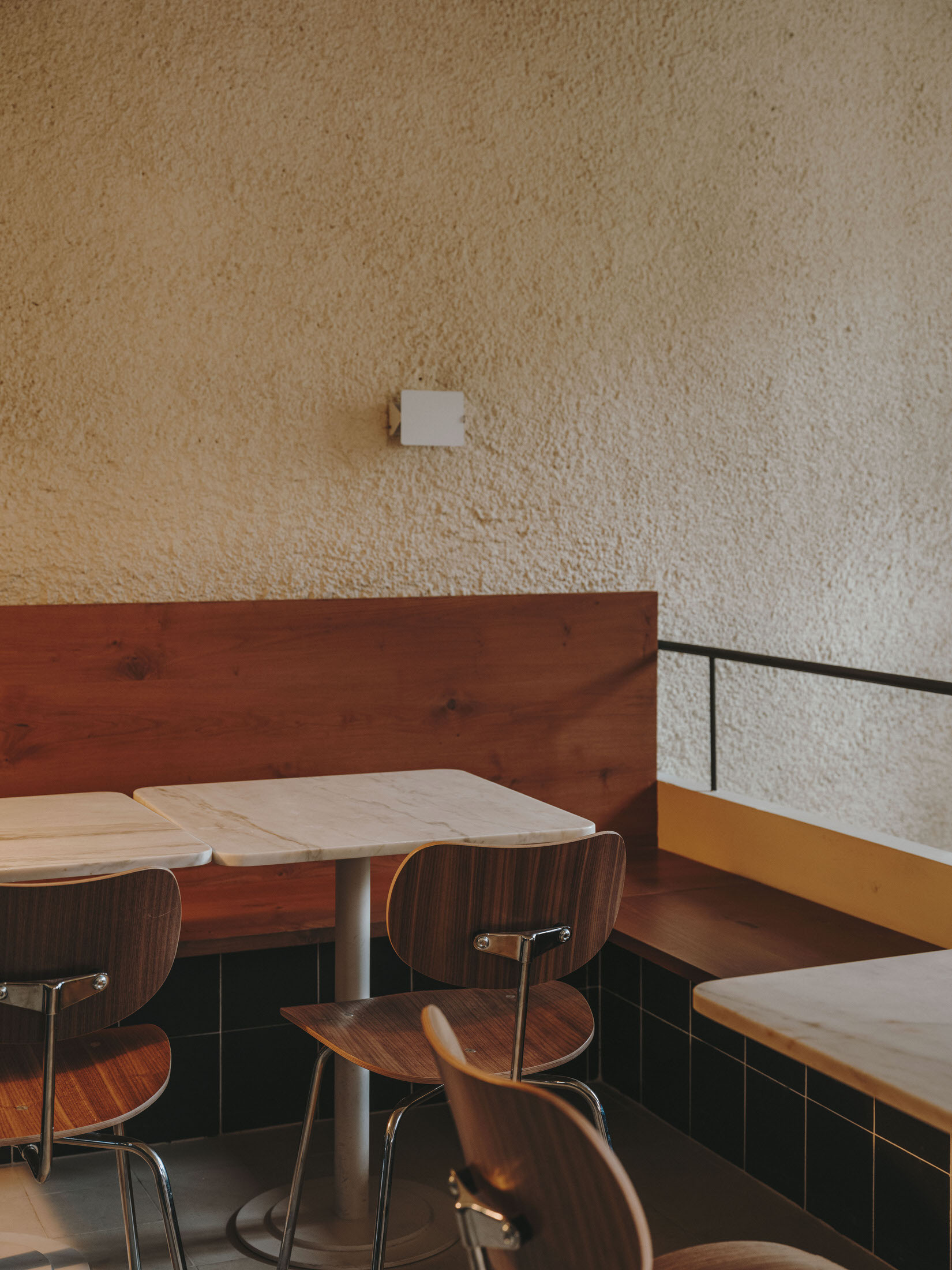 Llama Inn 餐厅丨西班牙马德里丨Plantea Estudio-28