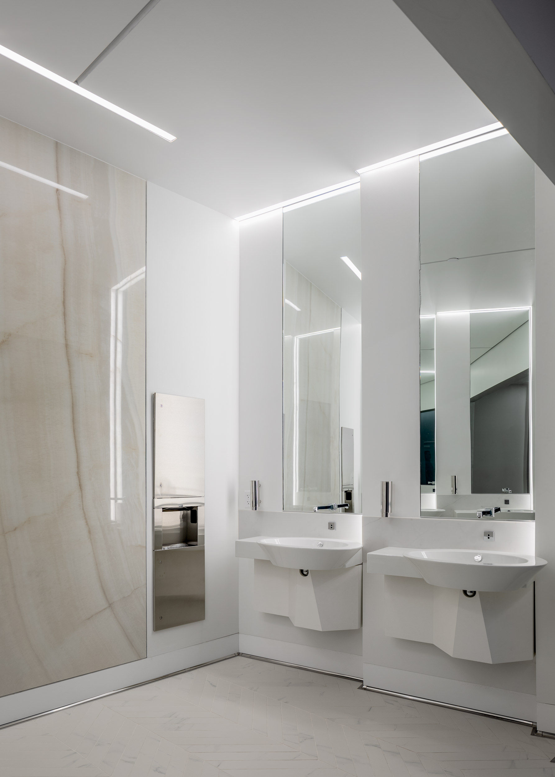 丹佛科技中心 50 Fifty 办公大楼 | 颠覆传统办公环境的设计-17