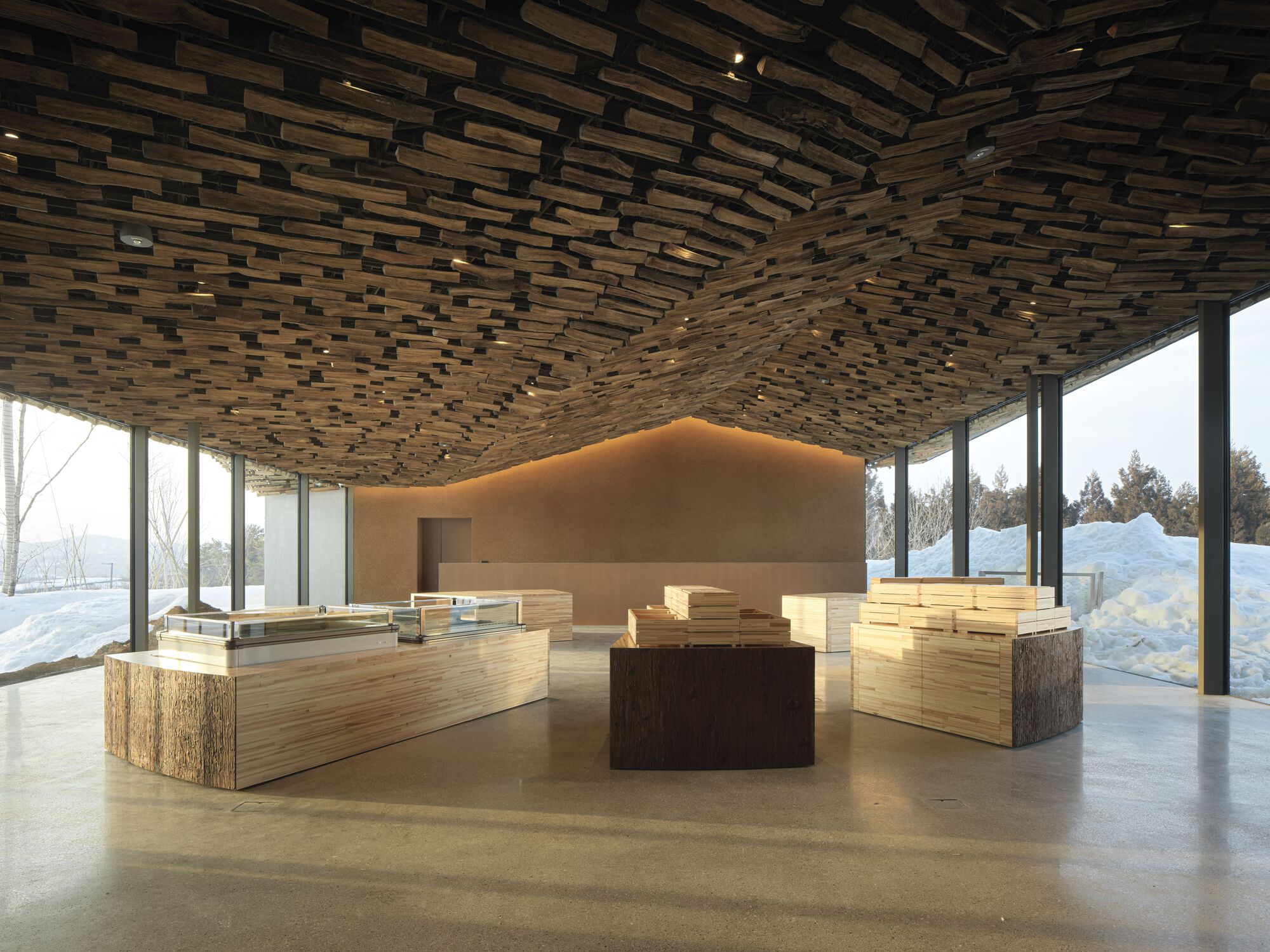 Snowpeak Field Suite 水疗中心总部丨日本丨Kengo Kuma & Associates-38