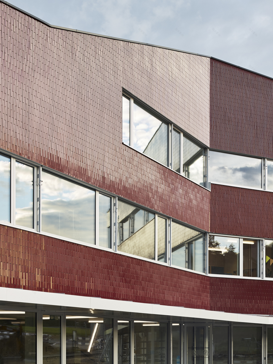 NiederwangenRied 学校和运动场丨瑞士丨BüningPfaue Kartmann Architekten-32
