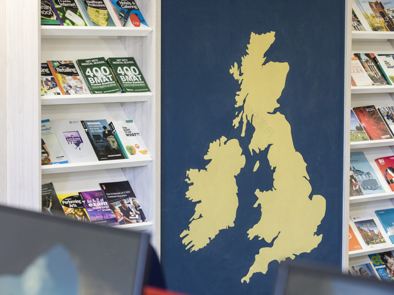 Halliford School Sixth Form Area Design - Envoplan-14