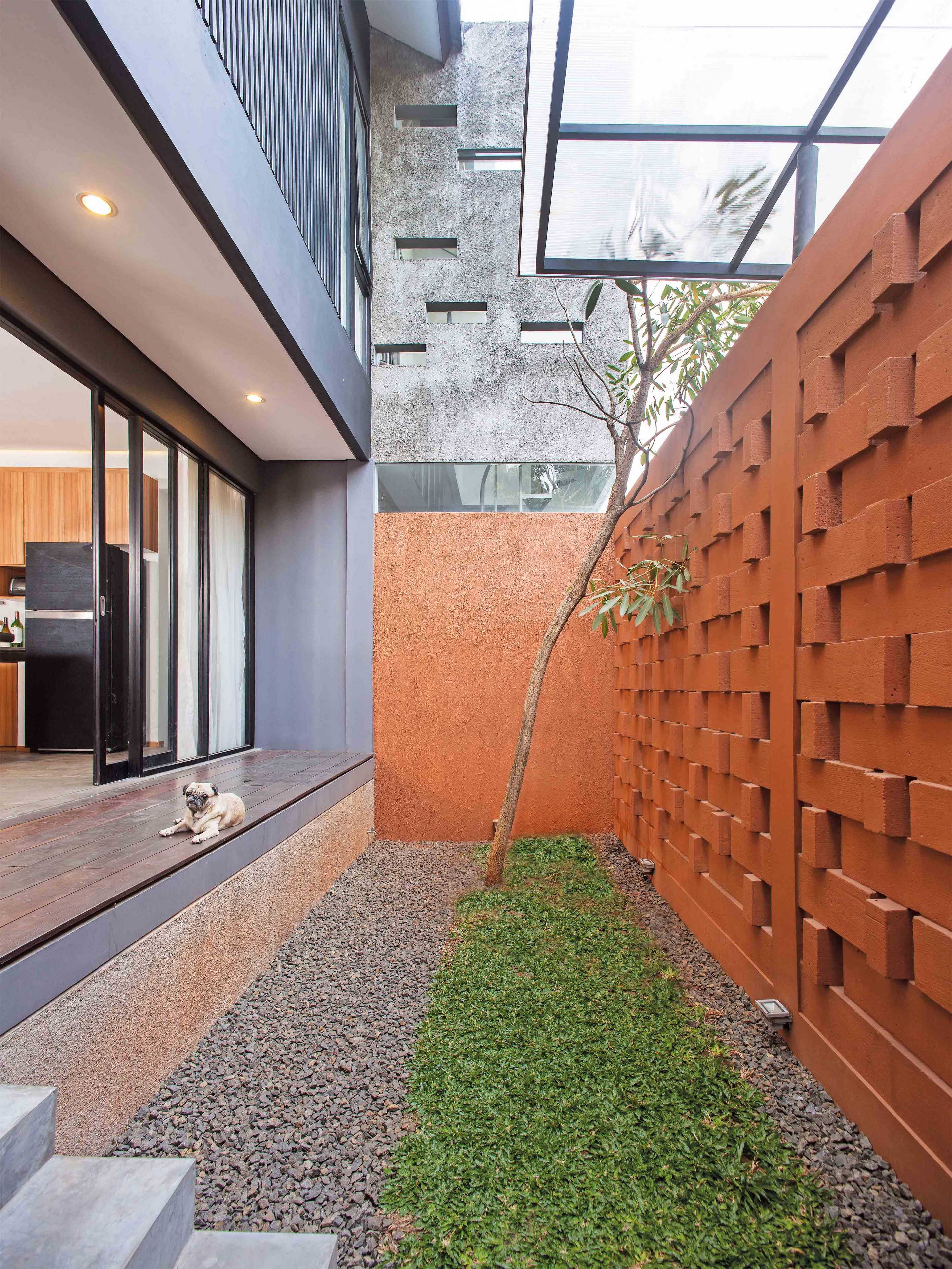 印尼西雅加达 150 平米砖房 | 轻质砖与混凝土的巧妙结合-58