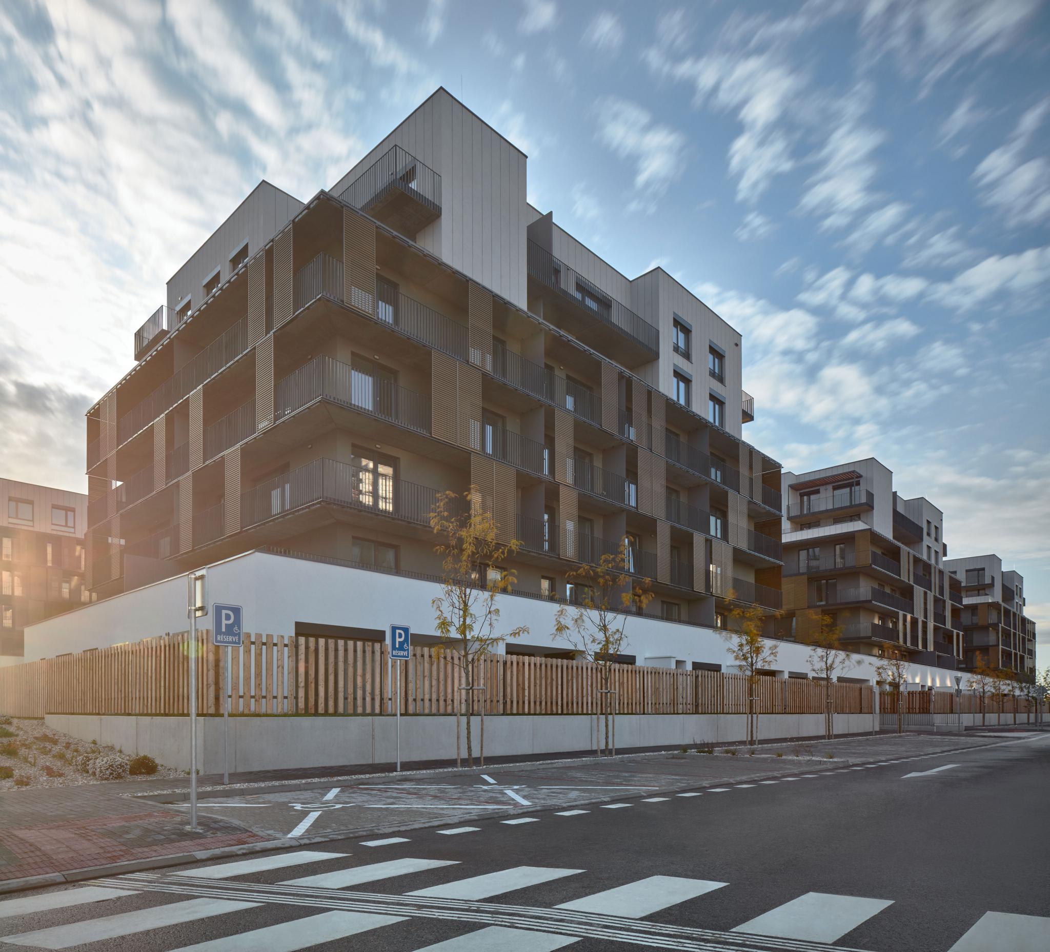 SLNEČNICE   VILADOMY 3  ETAPA COMPASS ARCHITEKTI-2