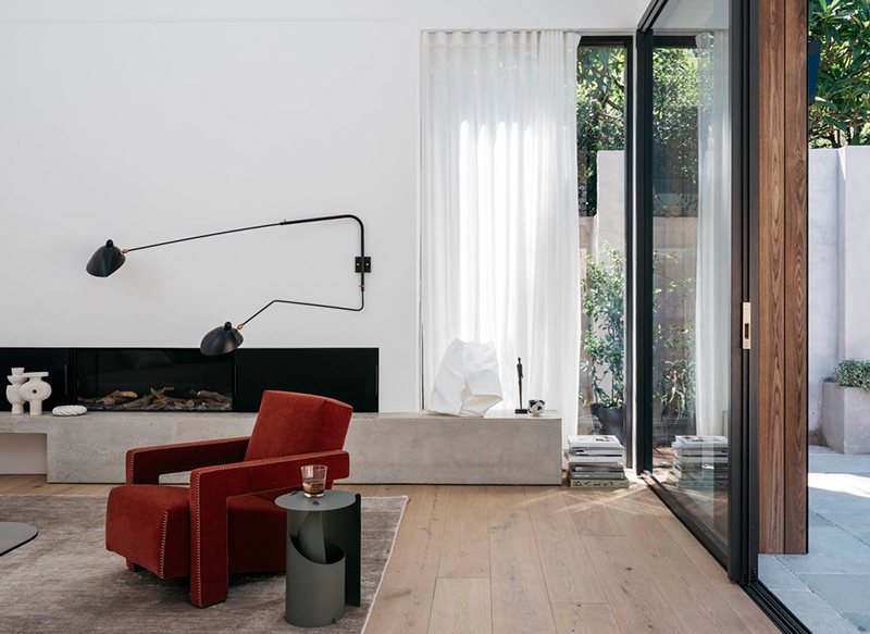 悉尼五米高挑空住宅，舒适后院配泳池-5