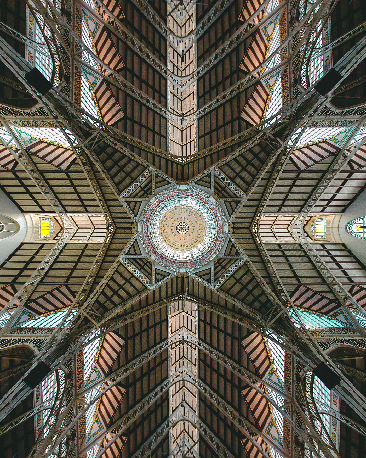 瓦伦西亚周围建筑中发现的线条和形状-5