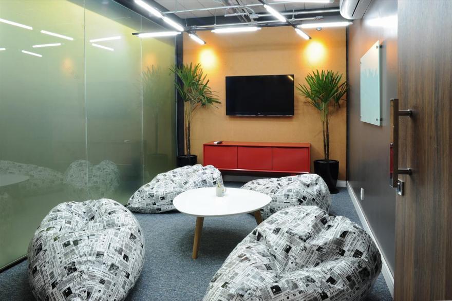 巴西 CO.W Coworking Space | 重塑工业风,保留历史韵味的创新设计-11