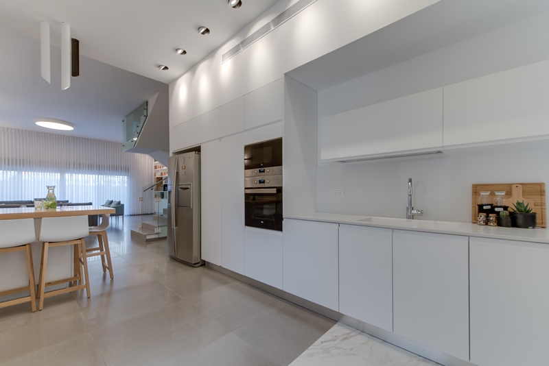 赫兹利亚家庭公寓室内设计丨西翁·伊扎克伊-17