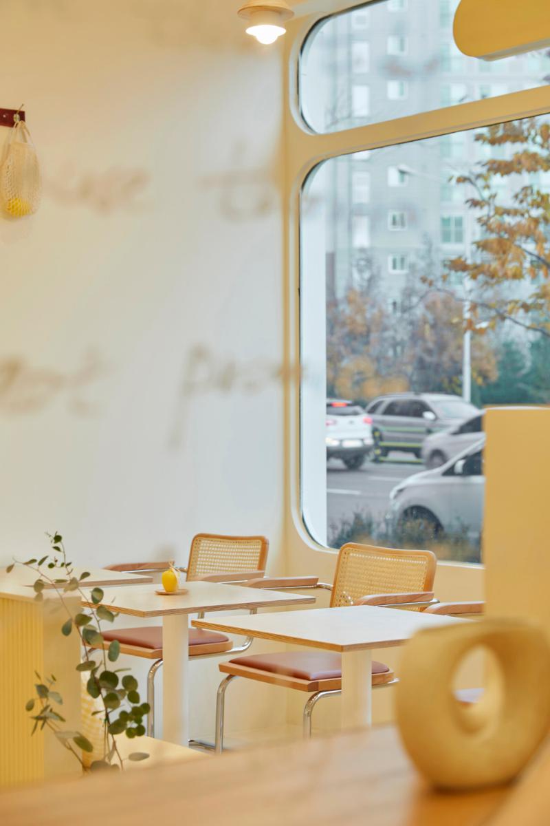 温馨 12 坪咖啡厅，体验亲子互动的美好时光-14