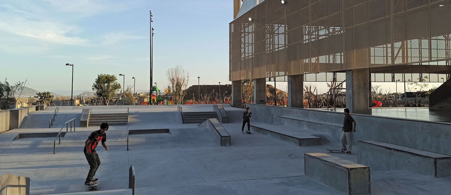 花园阴影 · 沙漠城市的公共空间基础设施丨墨西哥-37