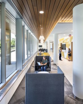 DePauw University 绿色环保宿舍设计