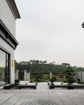 茵梦湖新中式风格别墅装修案例丨中国重庆丨重庆俏业家装饰