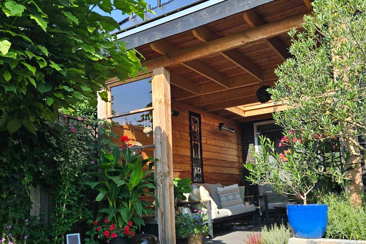 Margreet的带露台小花园丨荷兰阿森-20