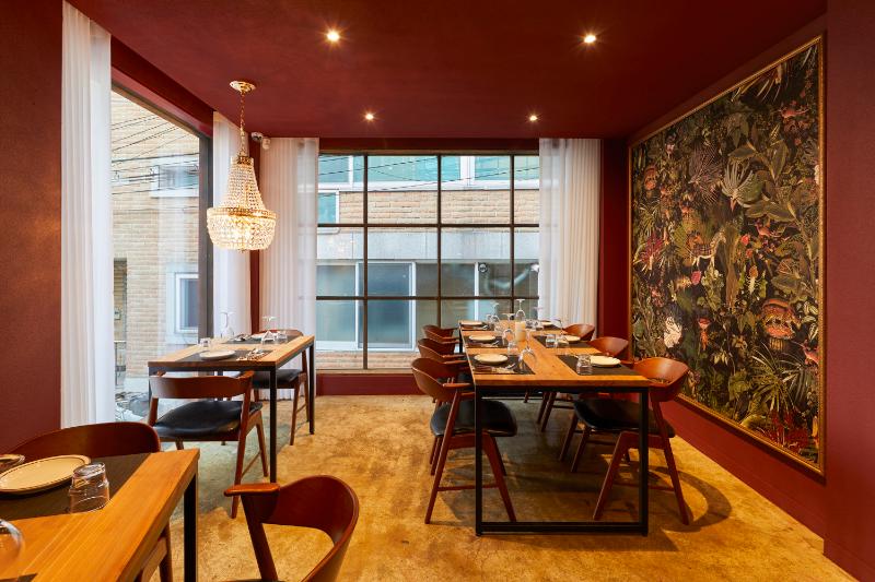 三维空间的艺术 | 12 平米温馨餐厅设计-4