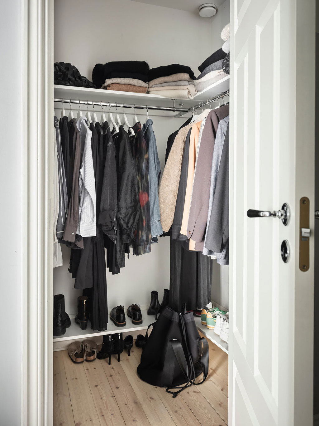 斯德哥尔摩 73 平米全白客厅不锈钢厨房公寓-35