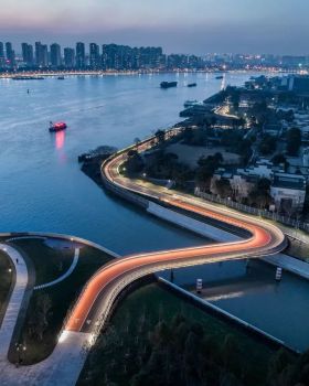 上海黄浦江东岸“云桥”设计，融合景观交通建筑绿地