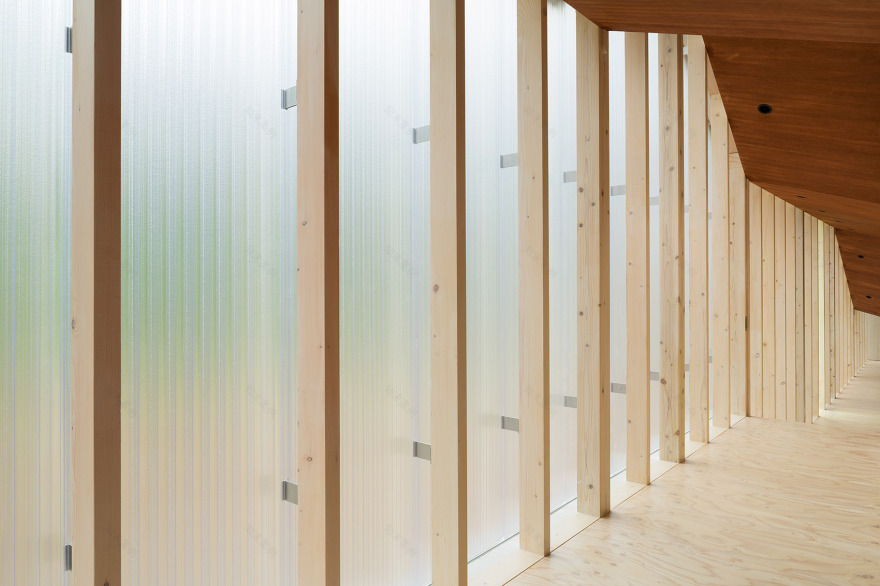 富士山上的折顶屋,日本 / Hiroki Tominaga – Atelier-22