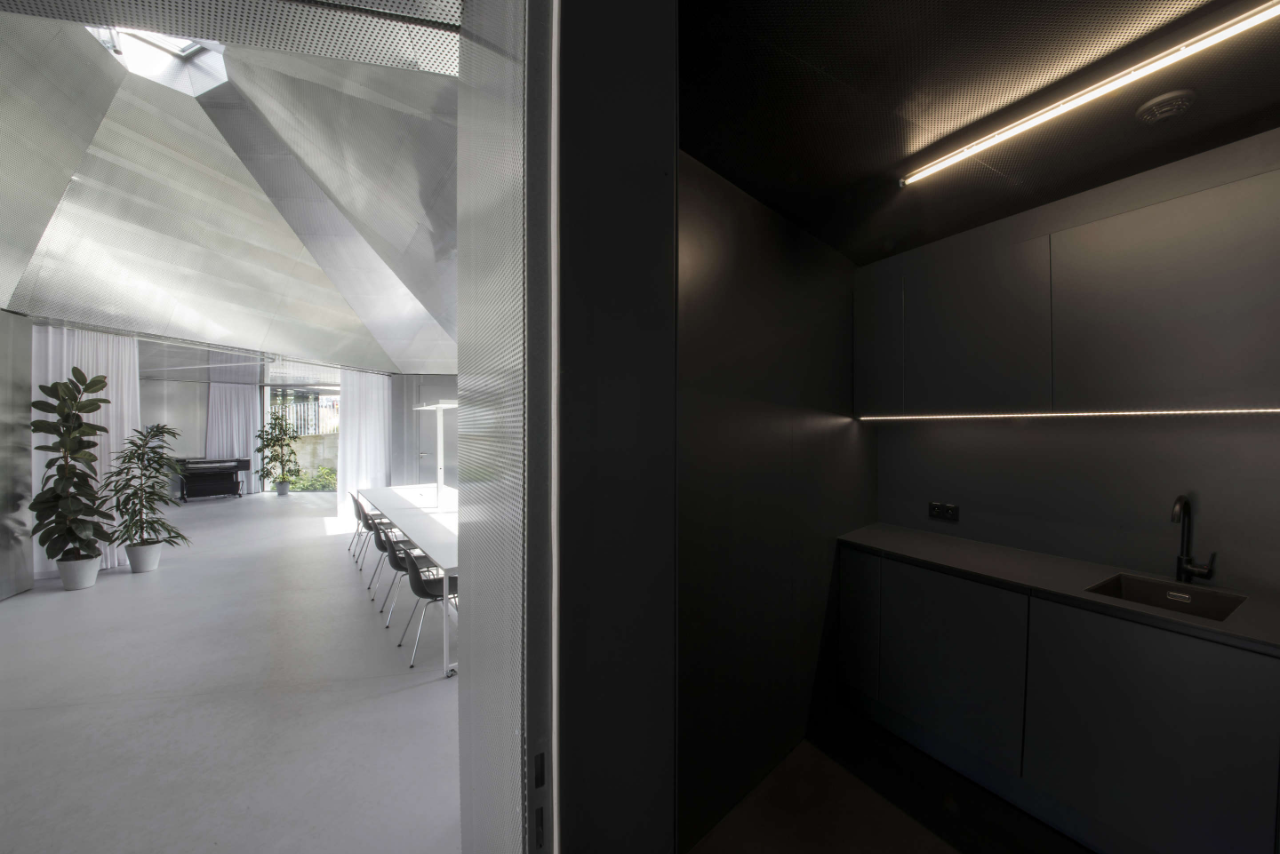 KOMA Modular 园区模块化研究中心丨CHYBIK KRISTOF 事务所-59