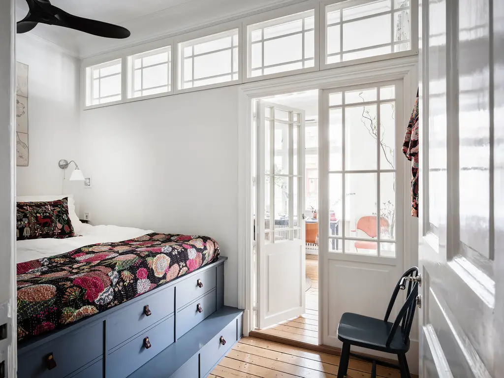 "瑞典古董公寓的灰色乡村厨房设计"-25