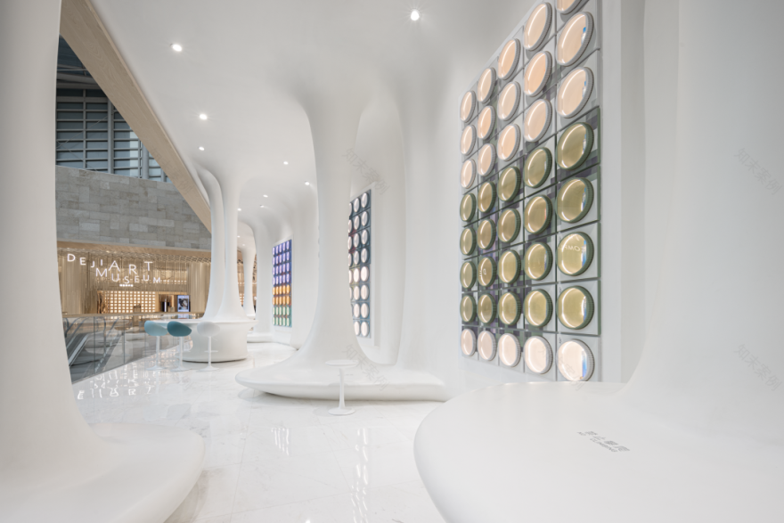 李想新作丨刷爆互联网平台的德基广场公共空间-18