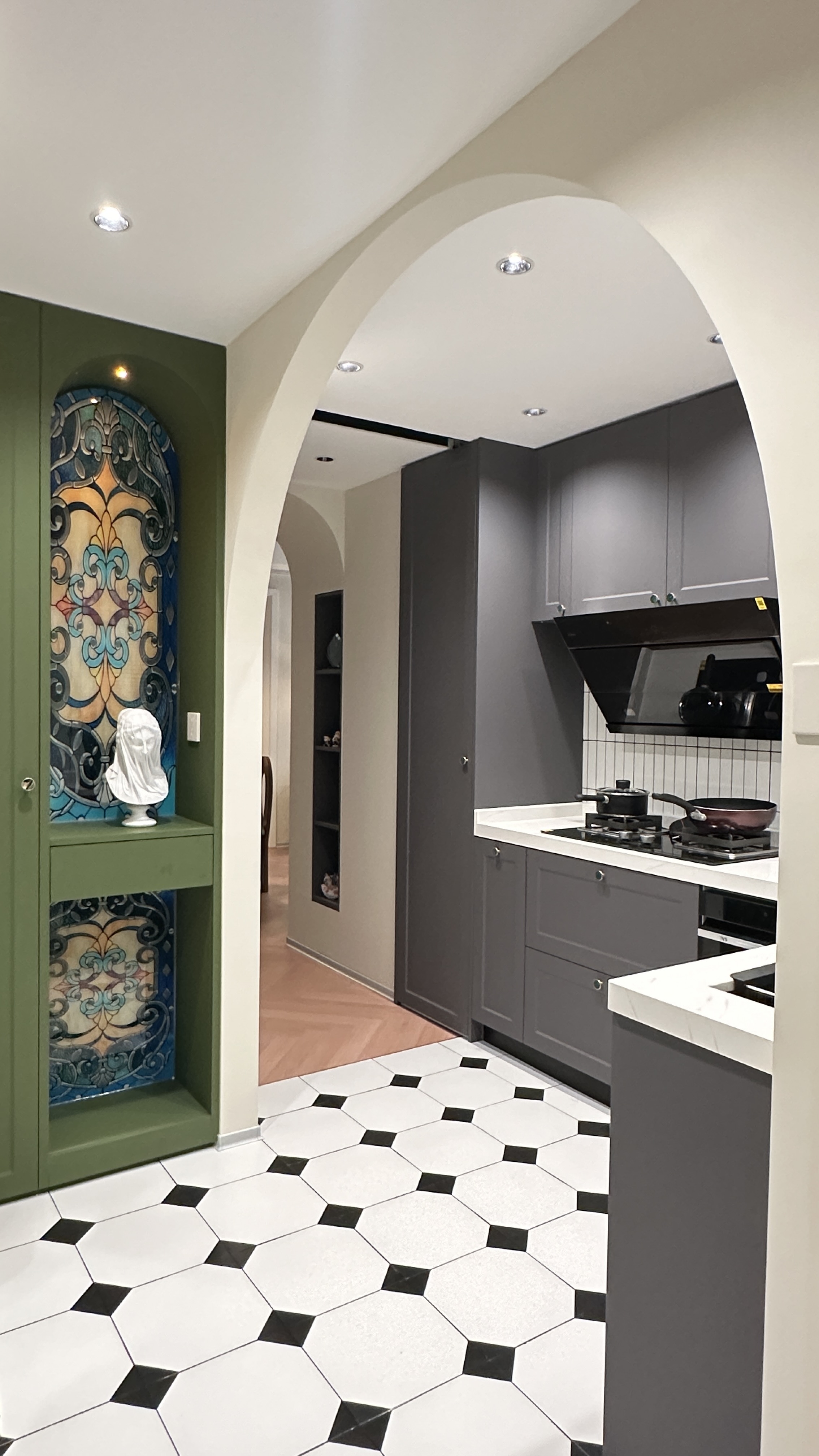 一人一猫的法式复古-107