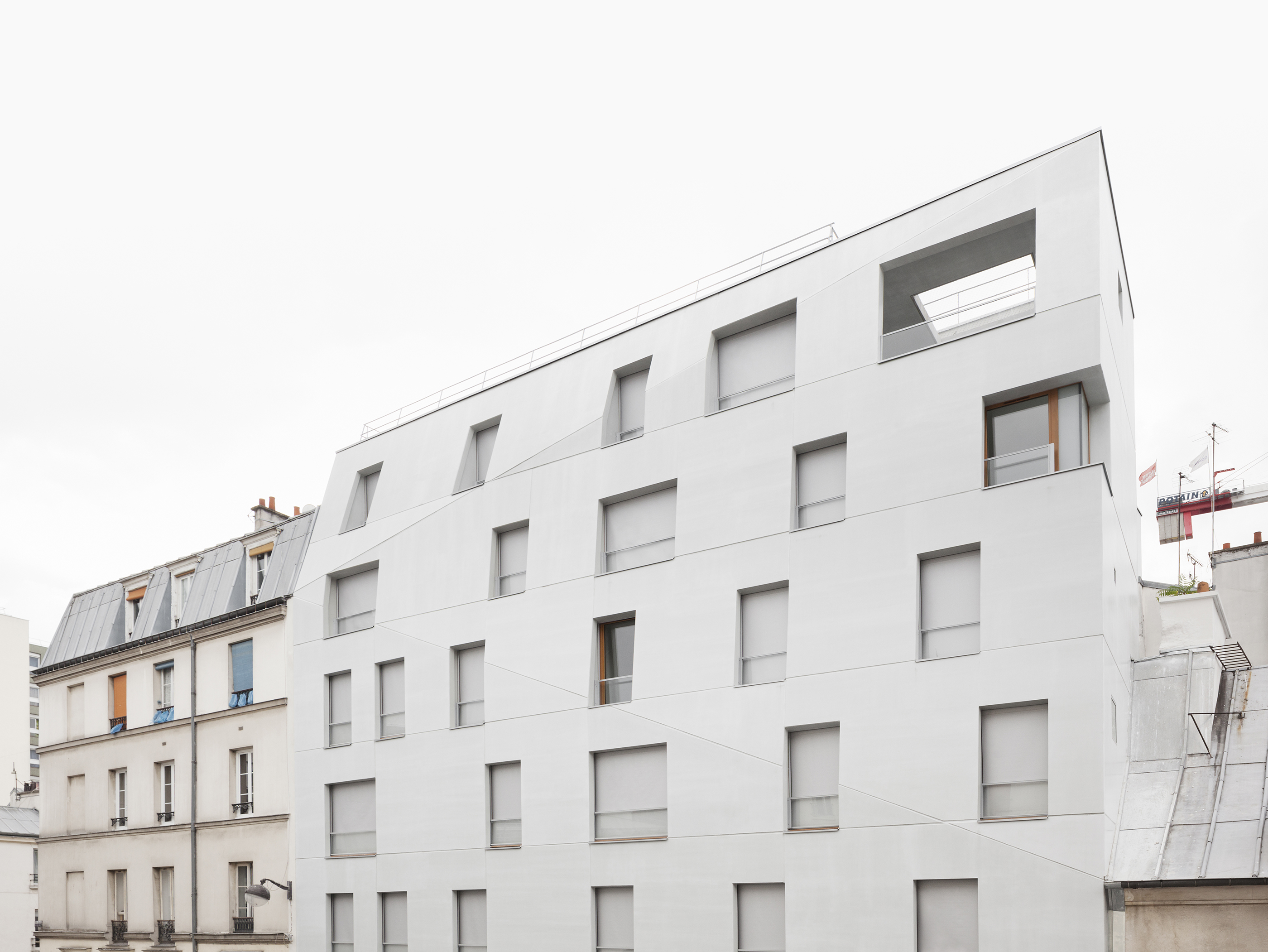 14 housing units 1 retail space rue saint maur paris 10-27