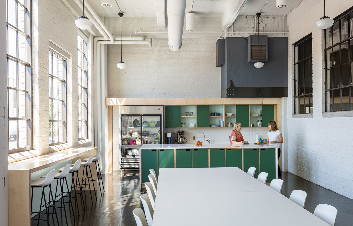 Warren Distribution 总部-12