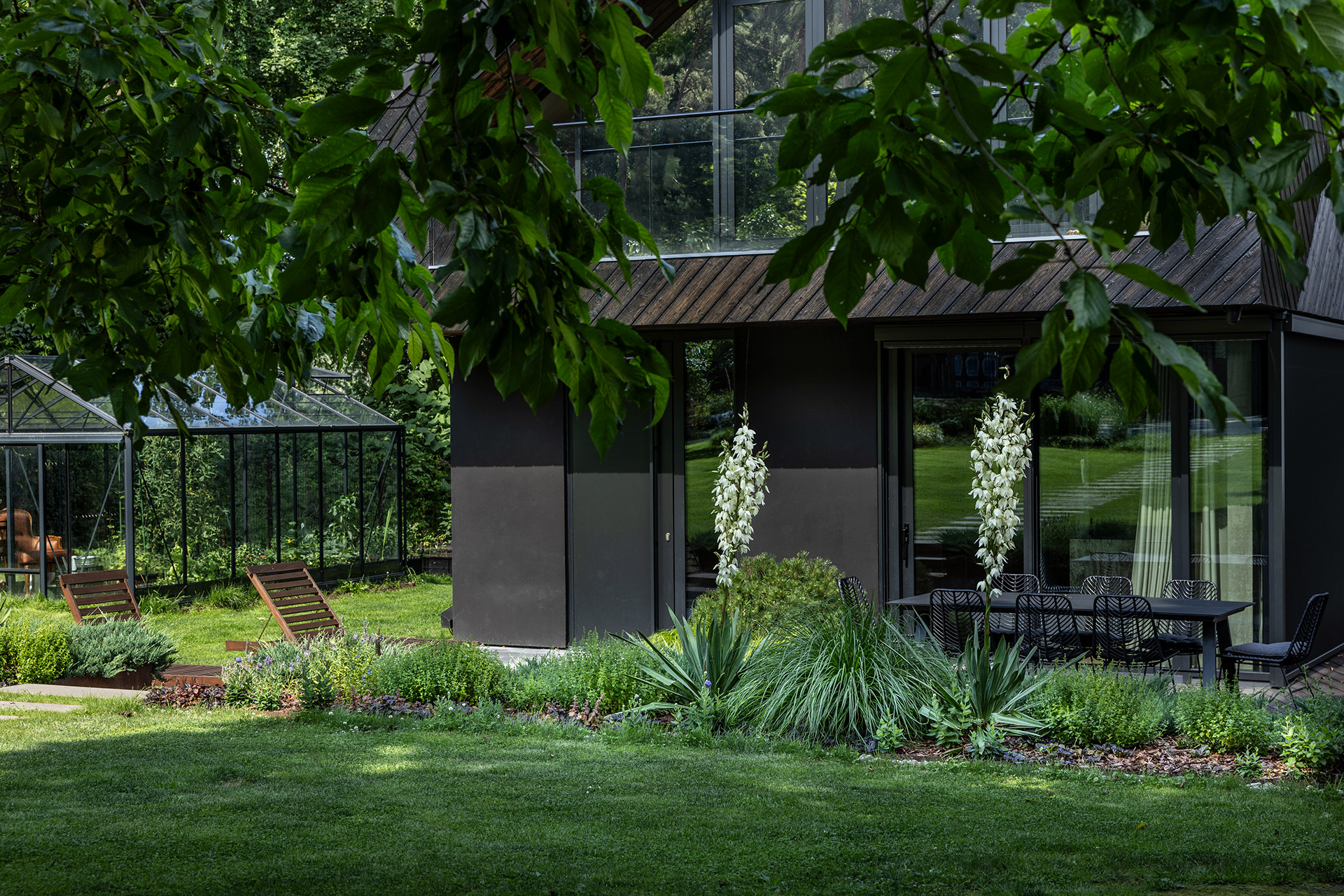 里加梅扎公园私人花园设计丨拉脱维亚里加-9