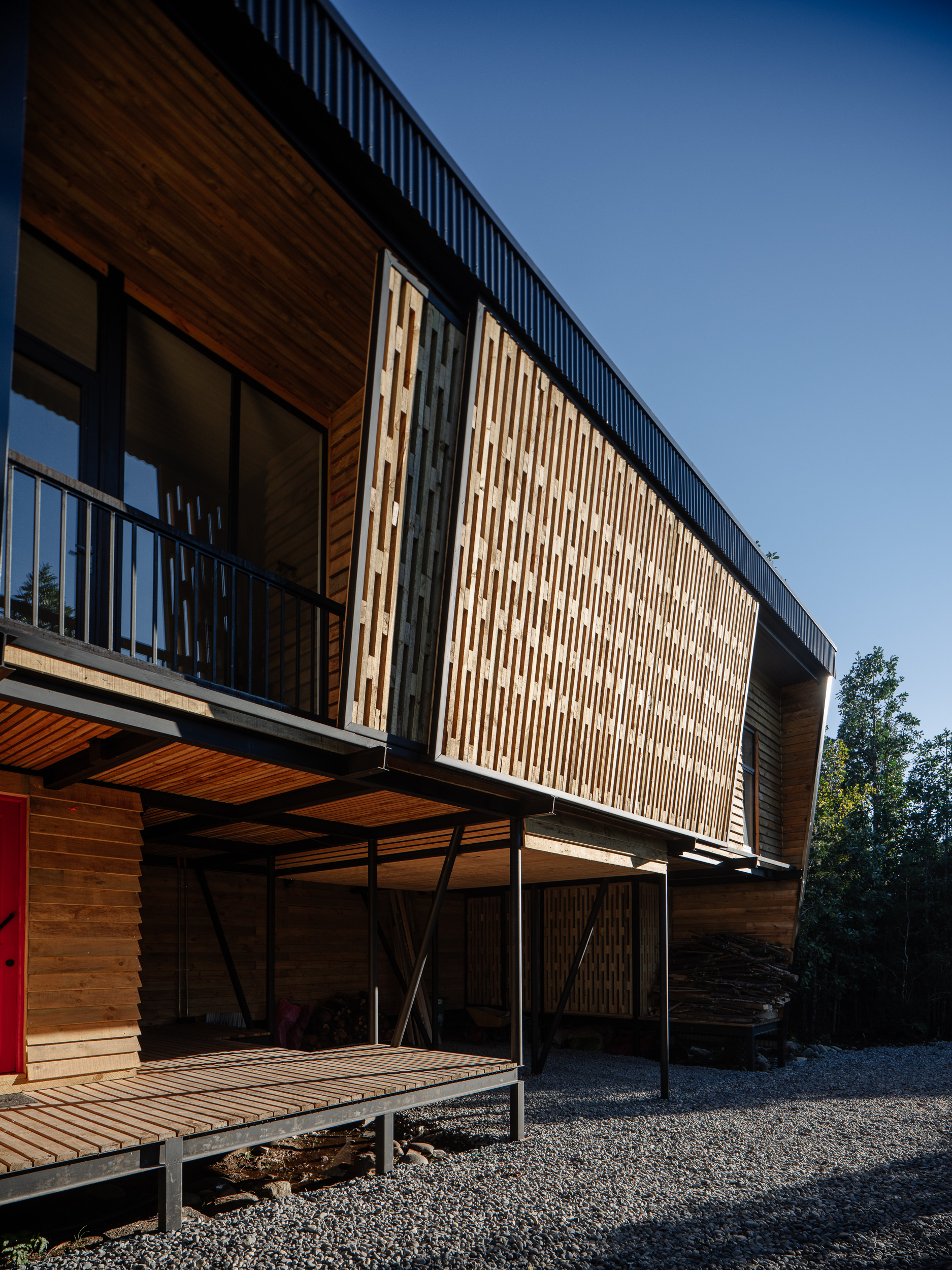 一座庭院式住宅丨智利丨Lucas Maino Fernandez-32