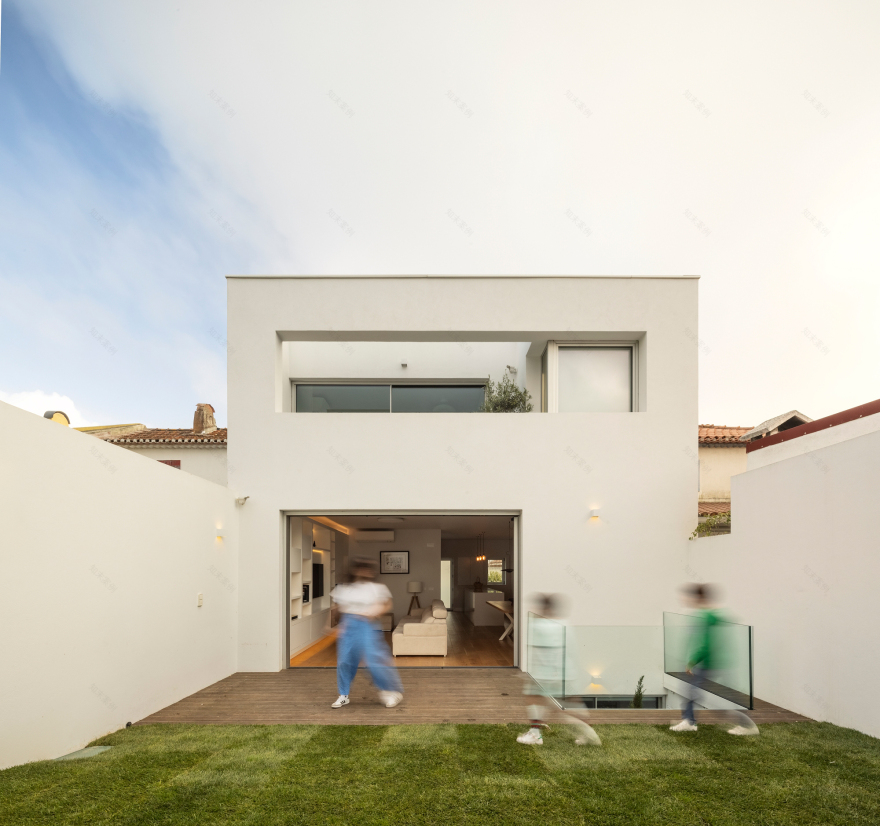 卡拉毛 BN 之家丨葡萄牙里斯本丨João Tiago Aguiar Arquitetos-30